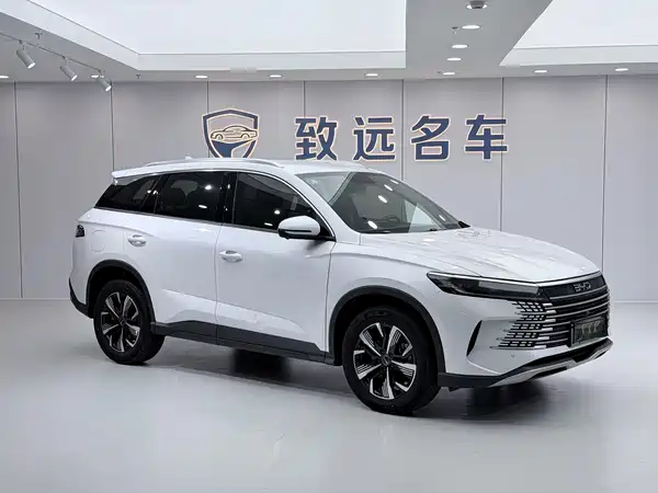 BYD Sealion 05 DM-i 2025