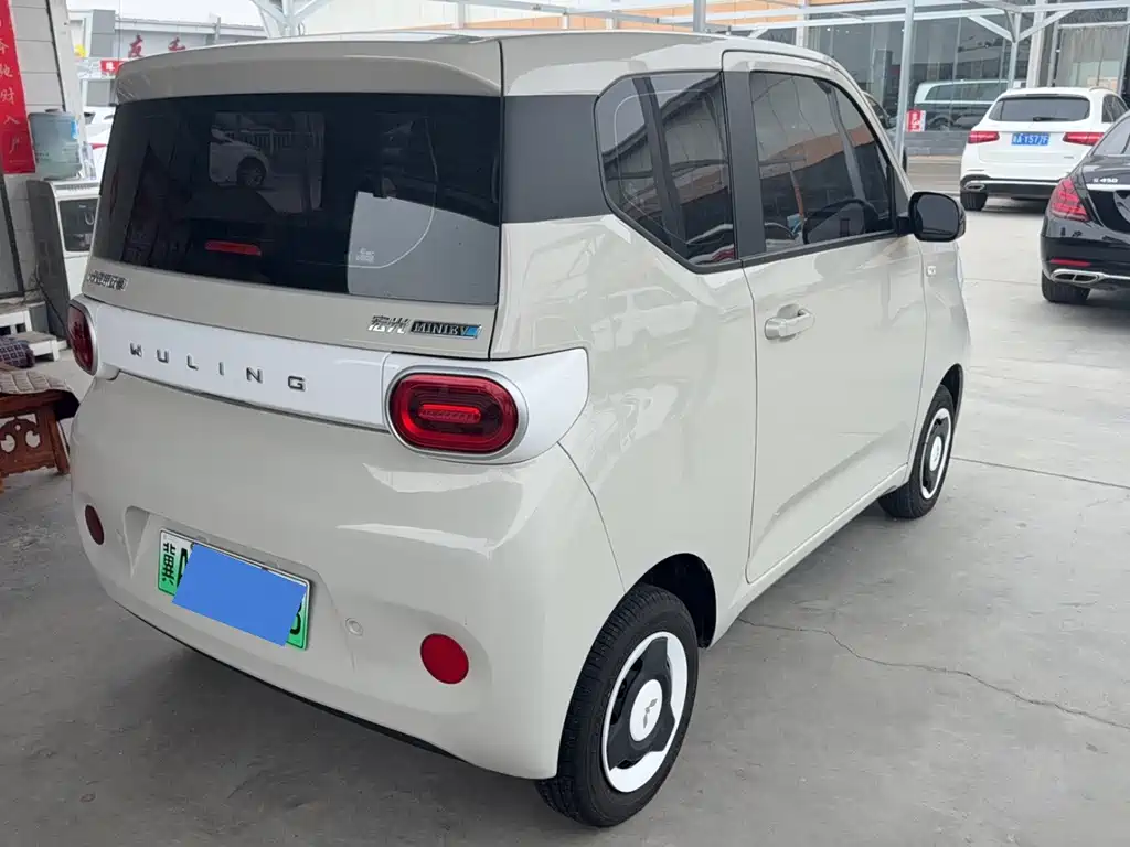 Wuling MINIEV 2024