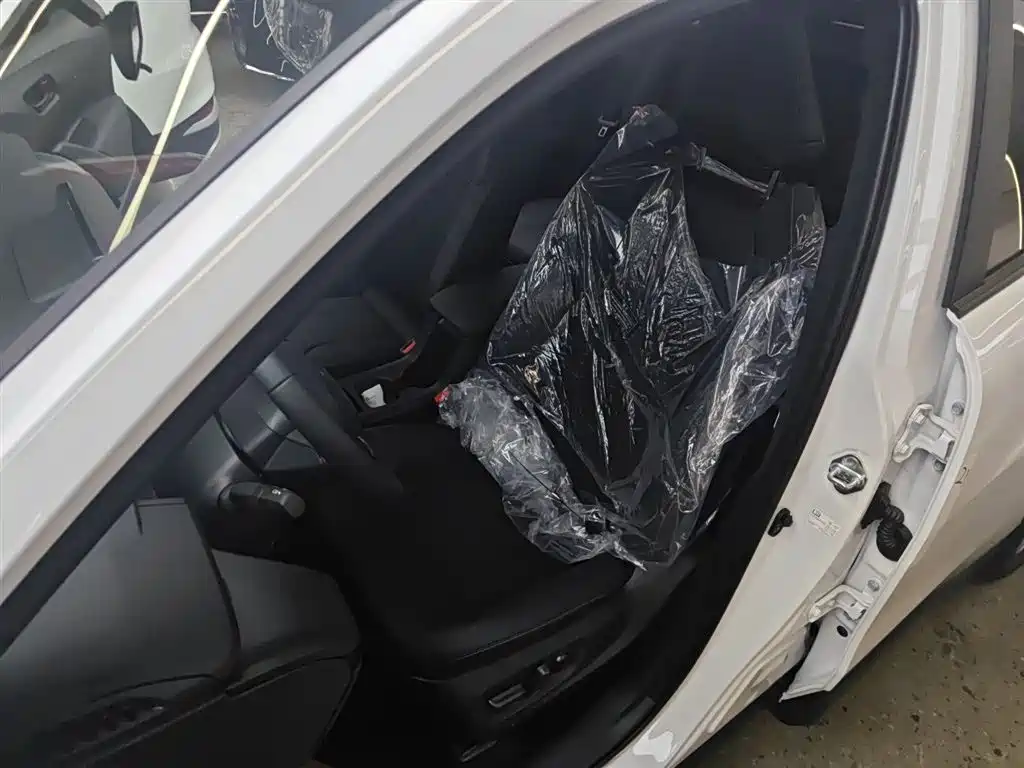 Toyota Frontlander 2026 — фото 11