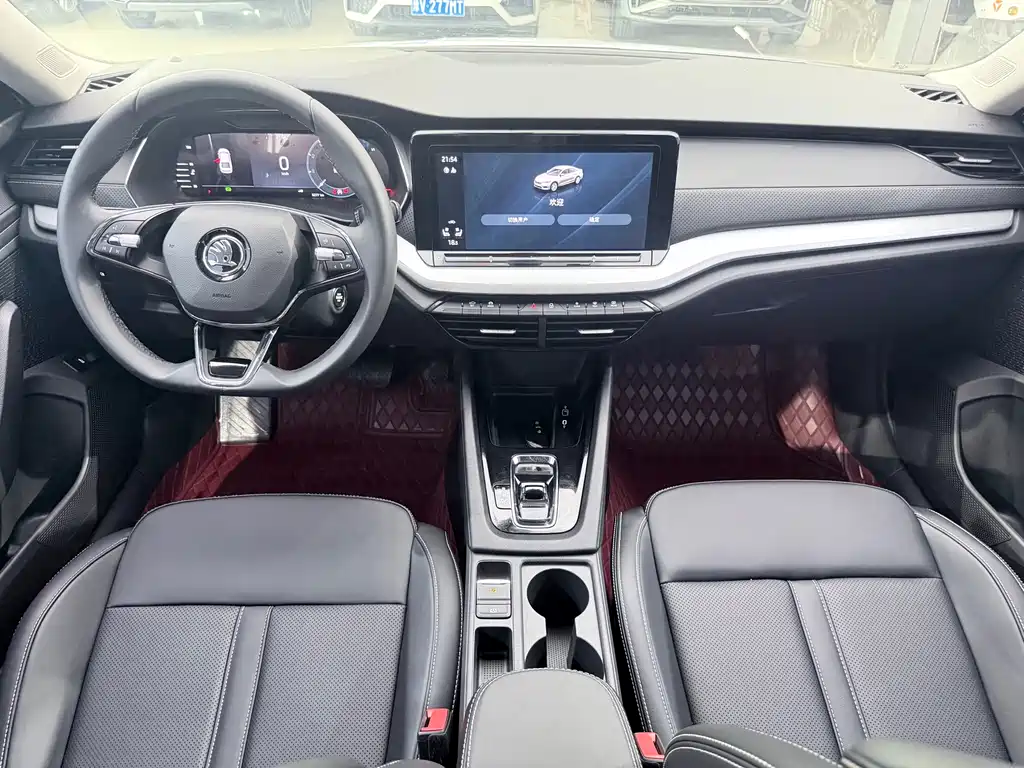 Skoda Octavia 2024 — фото 10
