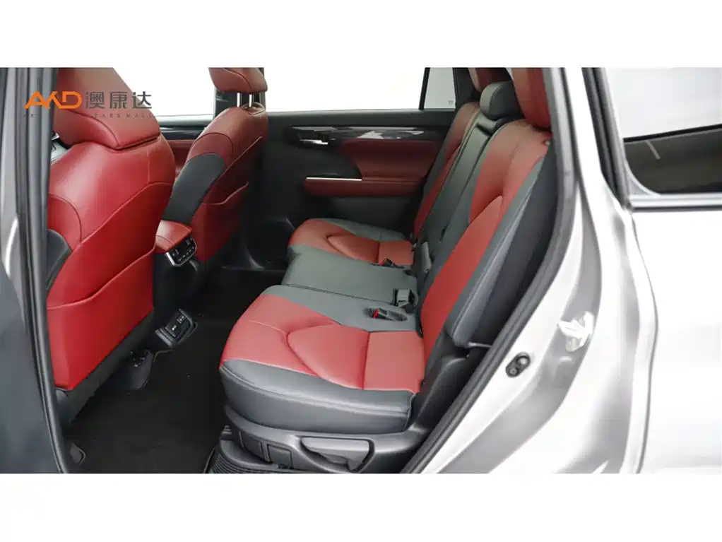 Toyota Crown Kluger 2022