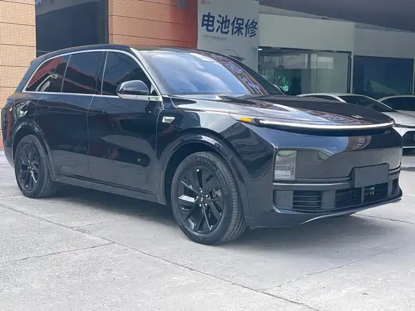 Li Auto L8 2023