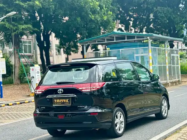 Toyota Previa 2006