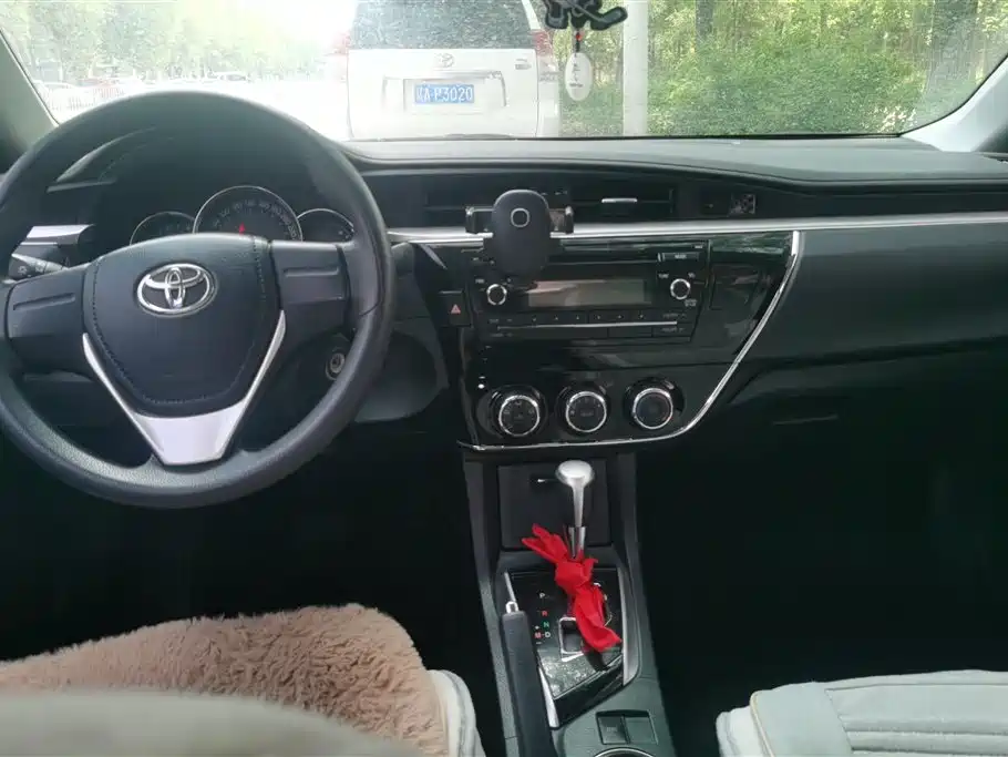 Toyota Corolla 2019 — фото 12