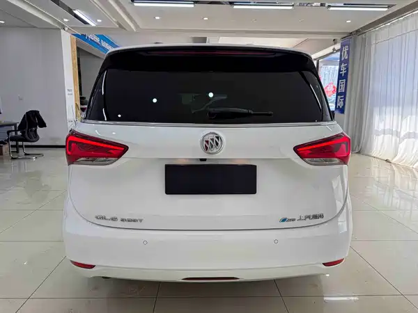 Buick GL6 2021