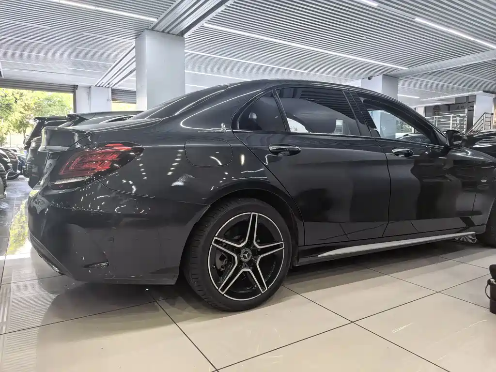 Mercedes-Benz C-Class 2022 — фото 11