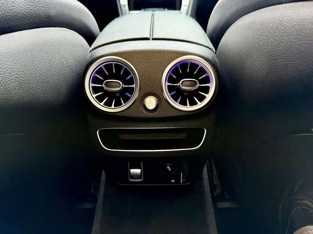 Mercedes-Benz C-Class 2021 — фото 16