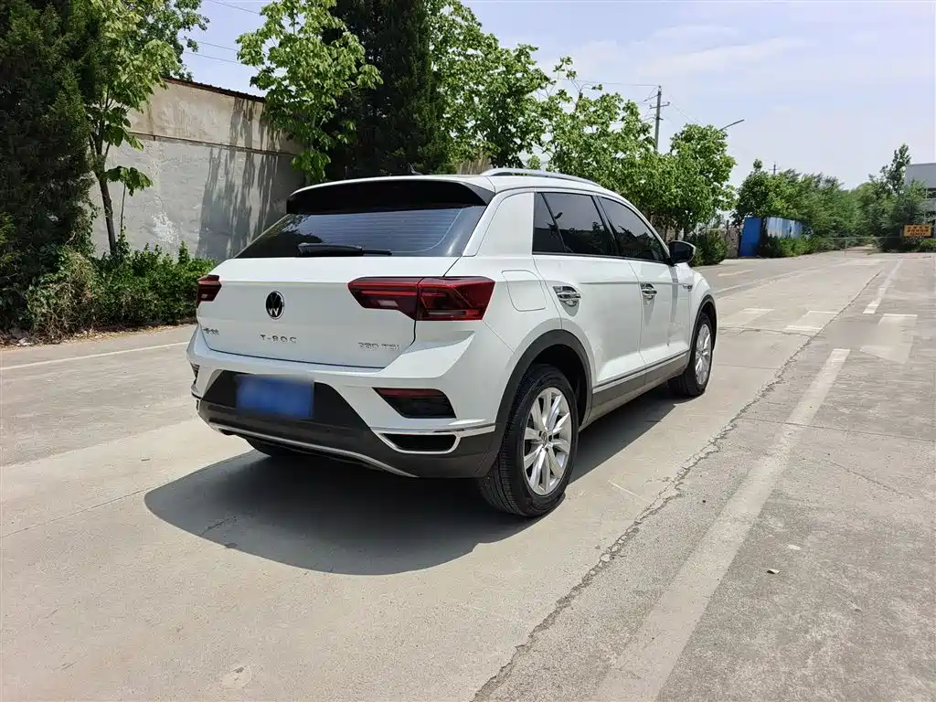 Volkswagen T-Roc 2021 — фото 12