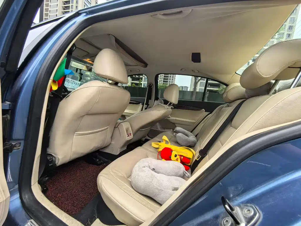 Volkswagen Lavida 2012