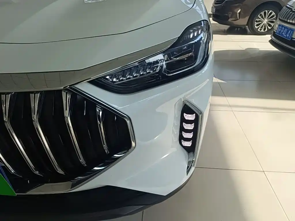 Jetour X70 PLUS 2025 — фото 24