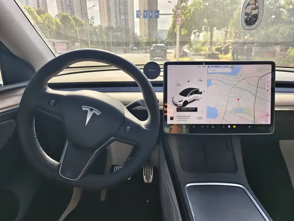 Tesla Model Y 2021 — фото 10