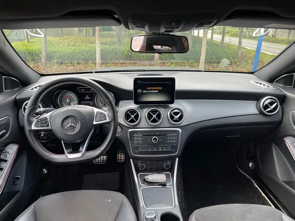 Mercedes-Benz CLA 2015 — фото 10