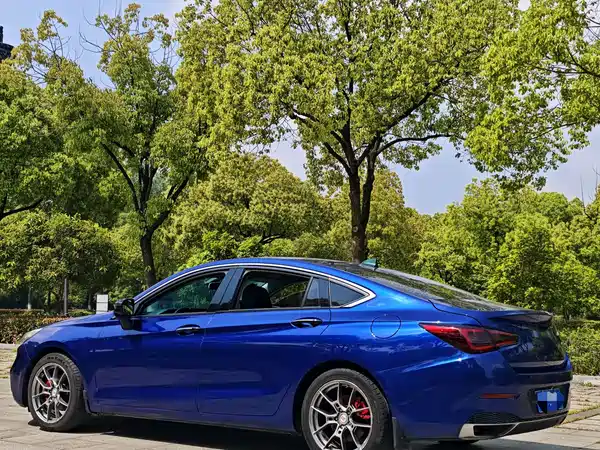 Hongqi H5 2019