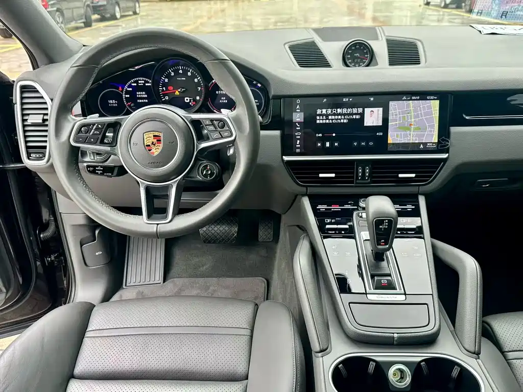 Porsche Cayenne 2019 — фото 8