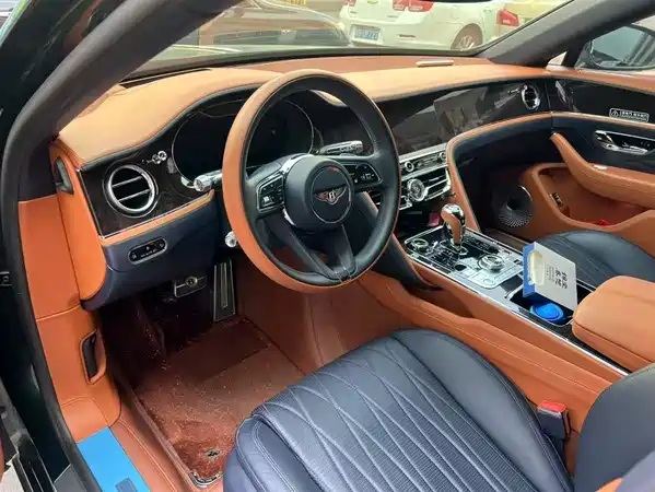 Bentley Flying Spur 2022