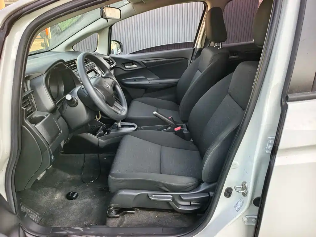 Honda Fit 2018 — фото 12