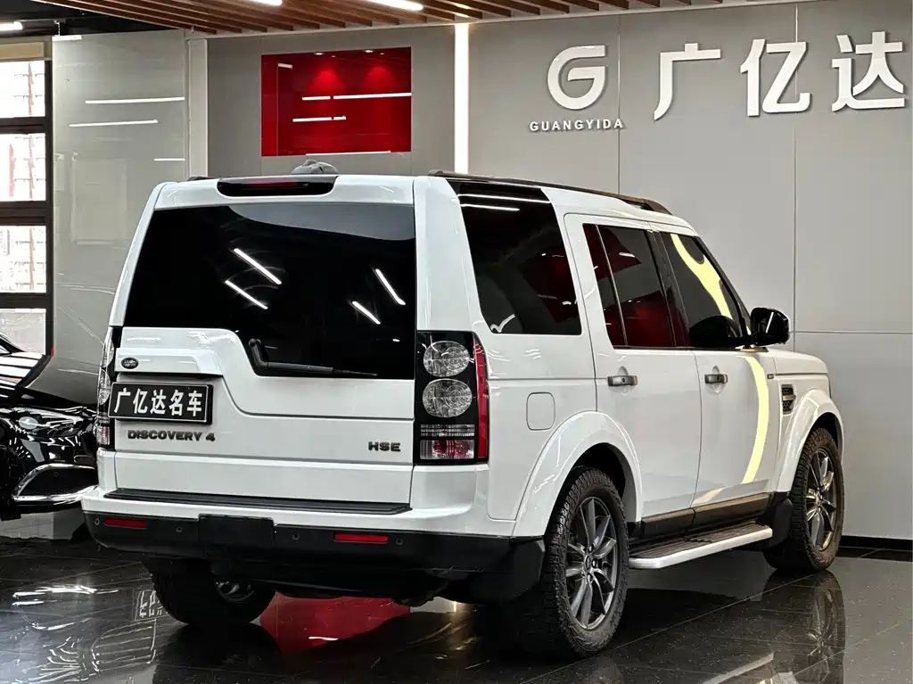 Land Rover Discovery 2014 — фото 19