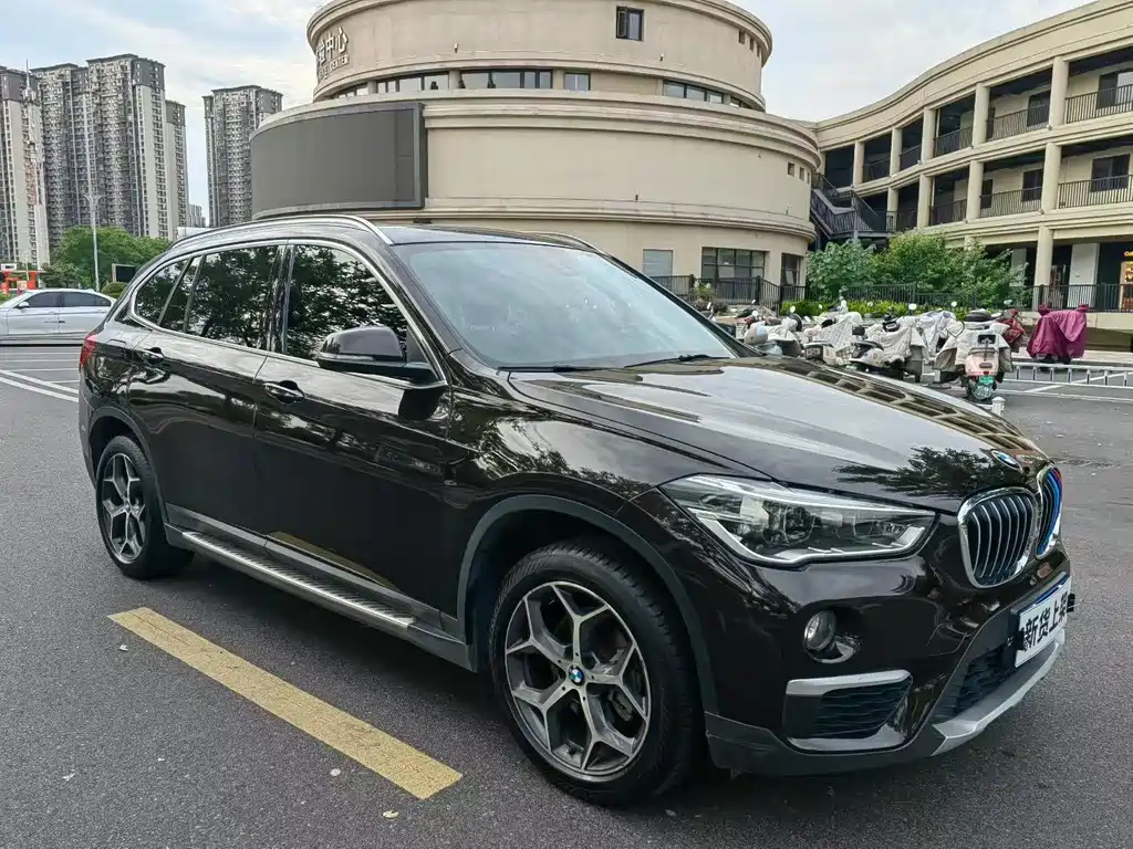 BMW X1 2019 — фото 3