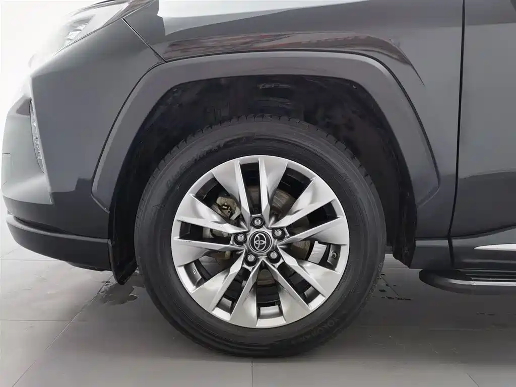Toyota Wildlander 2021 — фото 17