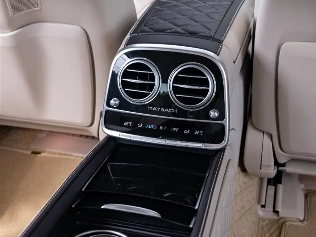 Mercedes-Benz Maybach S-Class 2020 — фото 28