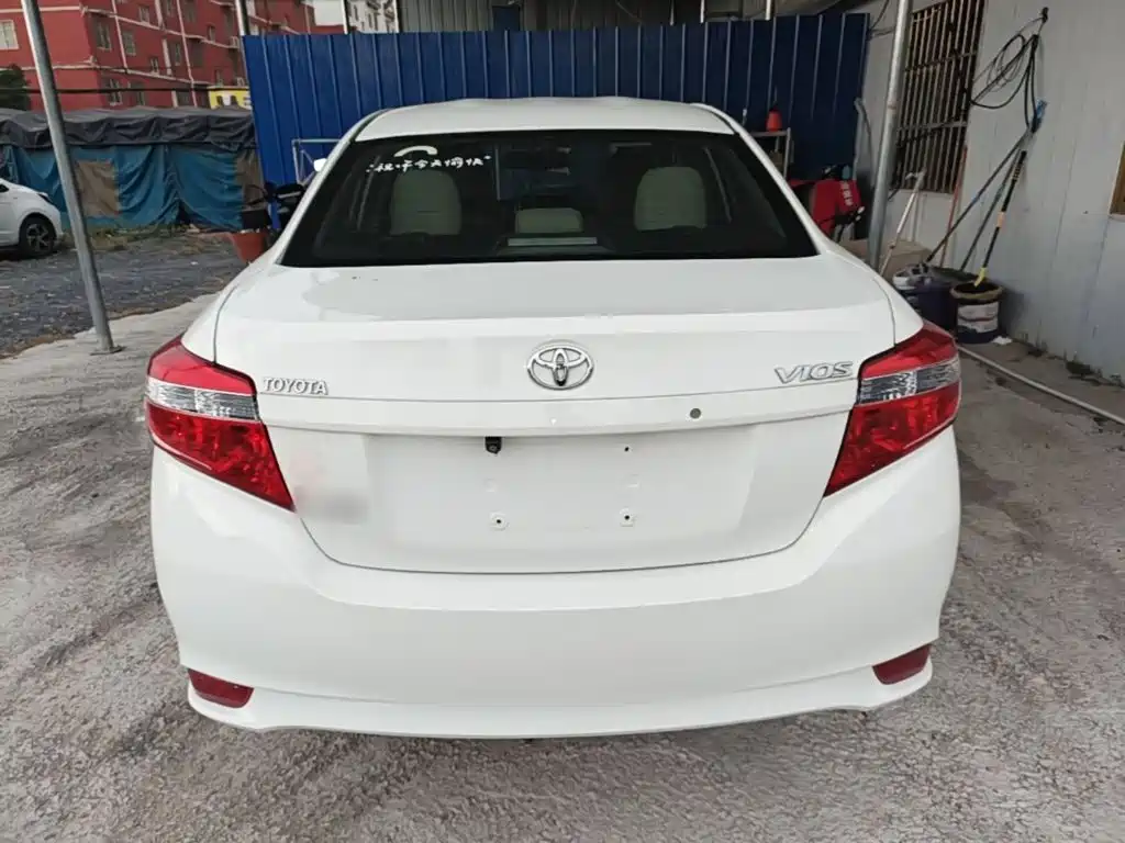 Toyota Vios 2016 — фото 6