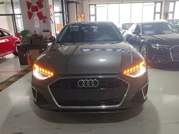 Audi A4L 2021