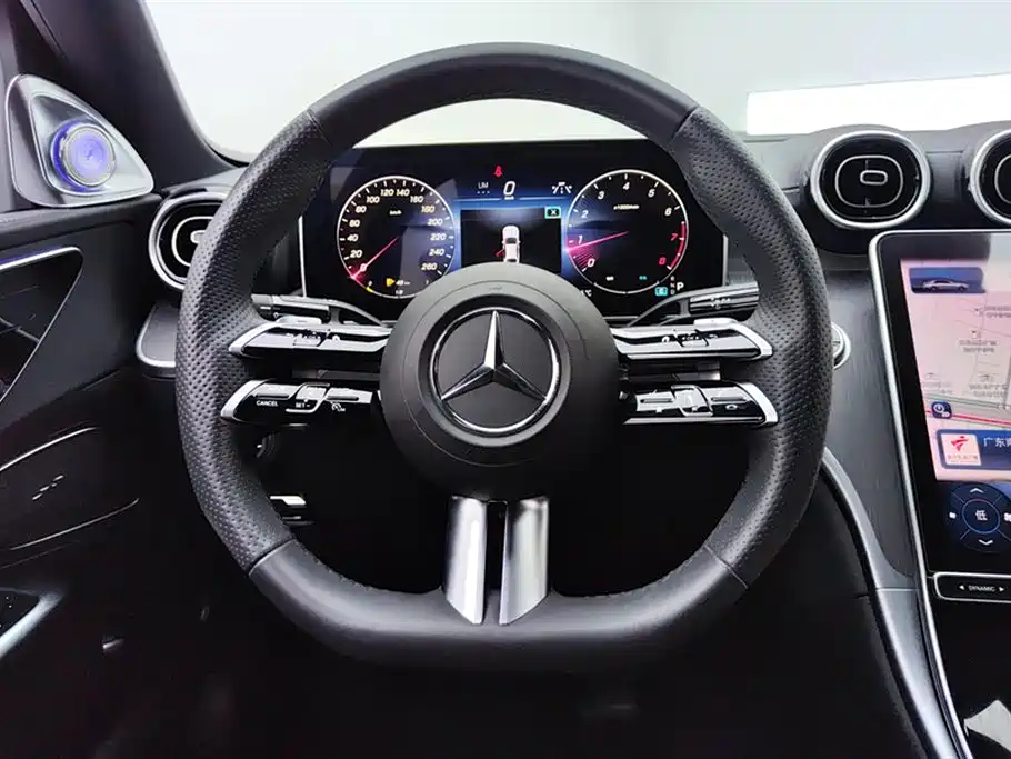 Mercedes-Benz C-Class 2023 — фото 15