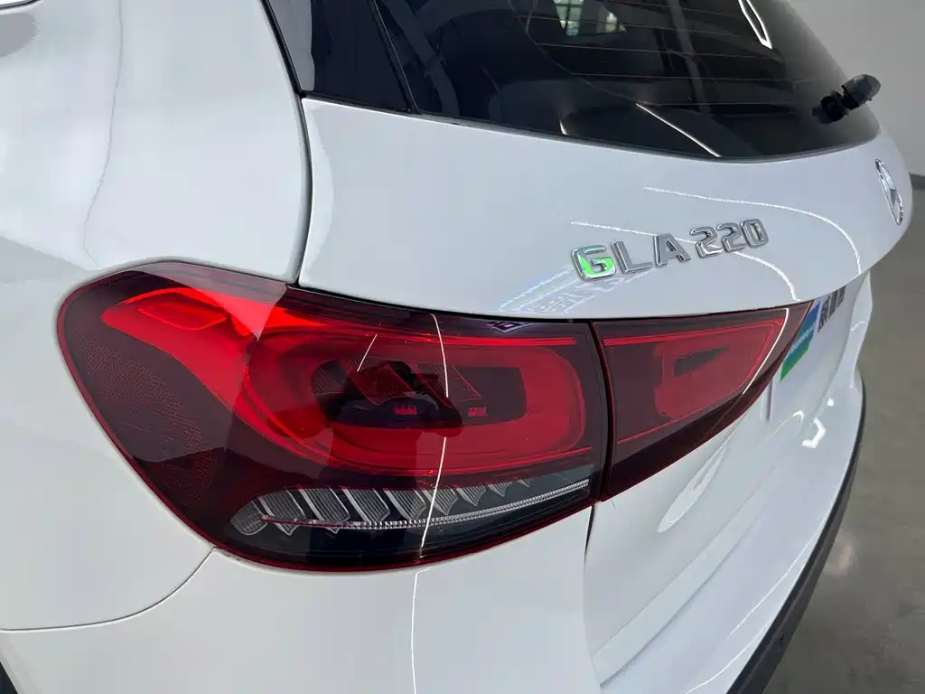 Mercedes-Benz GLA 2023 — фото 32