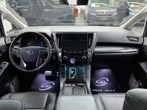 Toyota Vellfire 2020