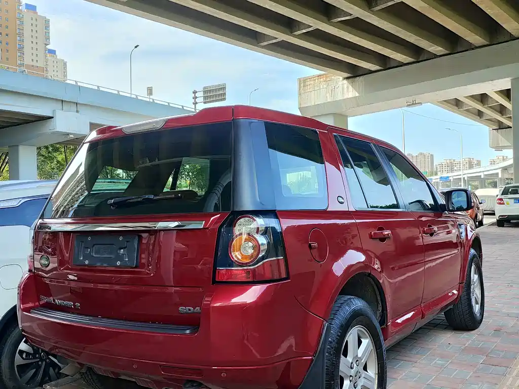 Land Rover Freelander 2 2013 — фото 20