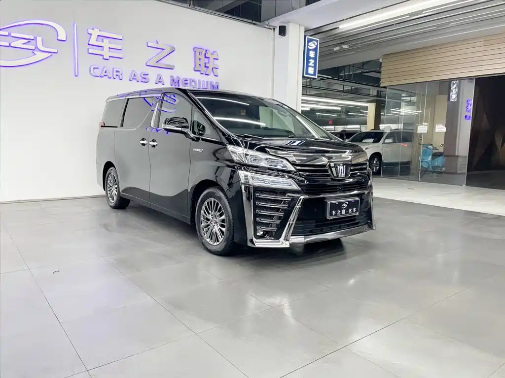 Toyota Vellfire 2020 — фото 1