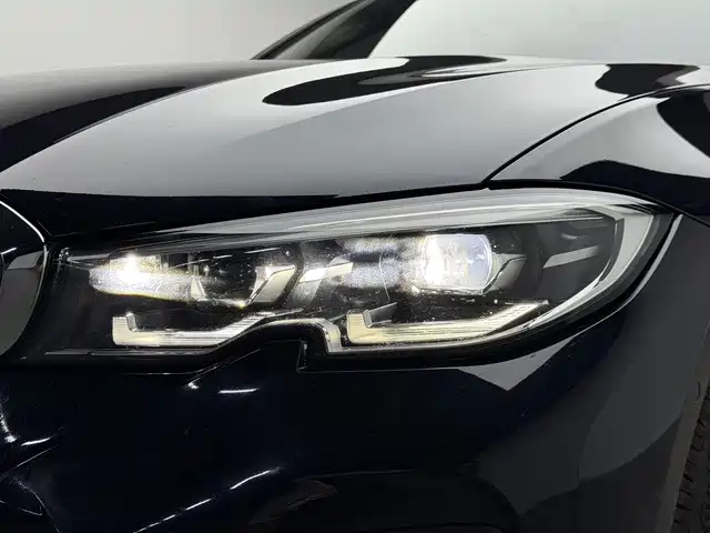 BMW 3 Series 2021 — фото 17