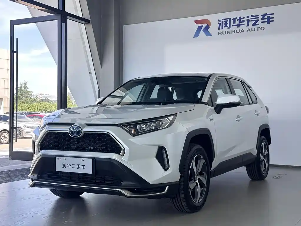 Toyota RAV4 Rongfang Dual Engine E+ 2026 — фото 1