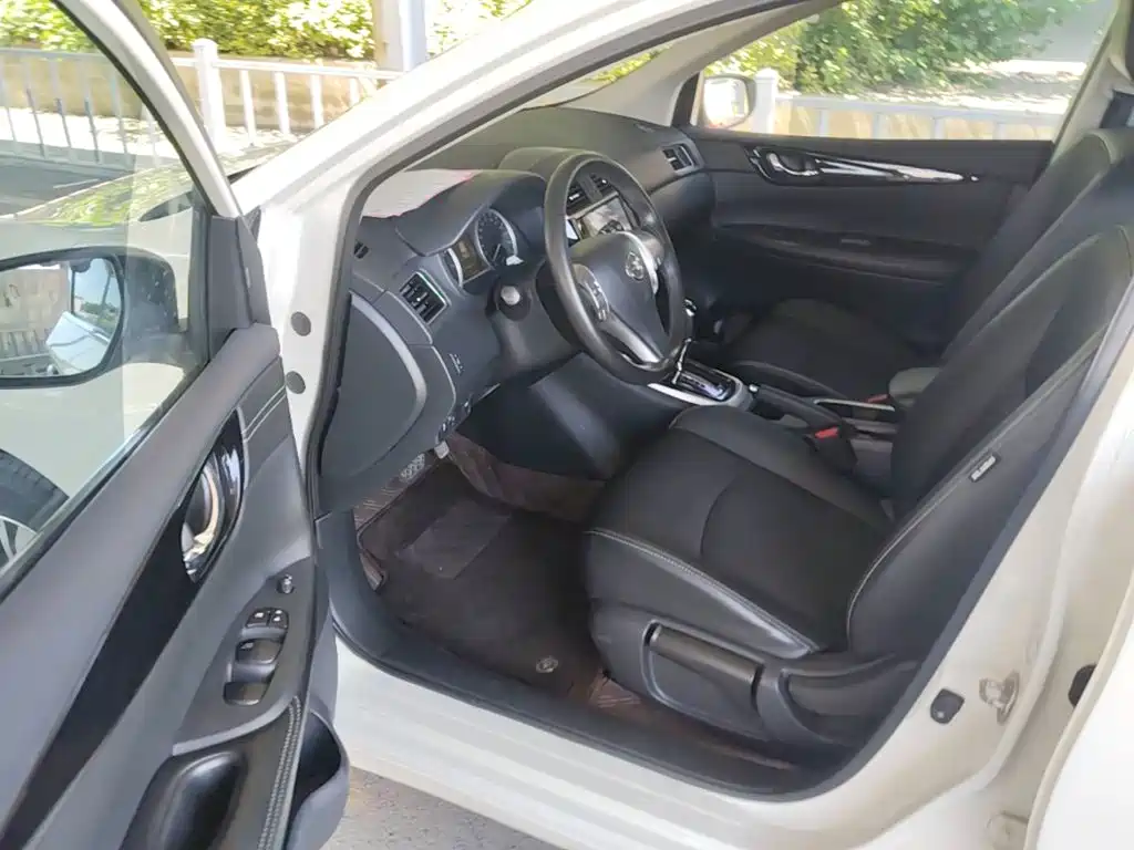 Nissan Tiida 2020 — фото 16