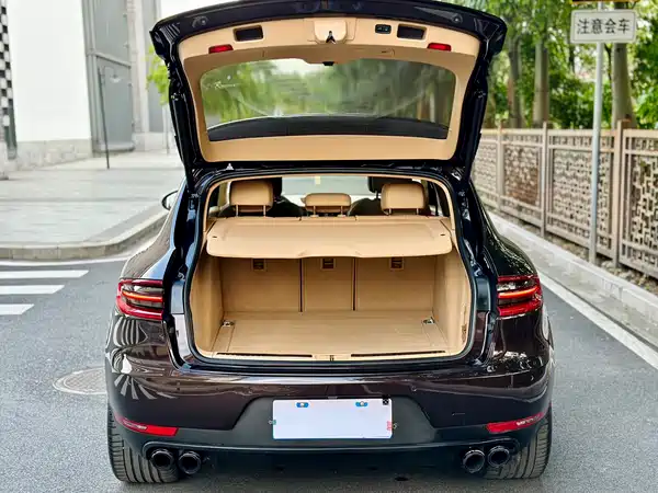 Porsche Macan 2016