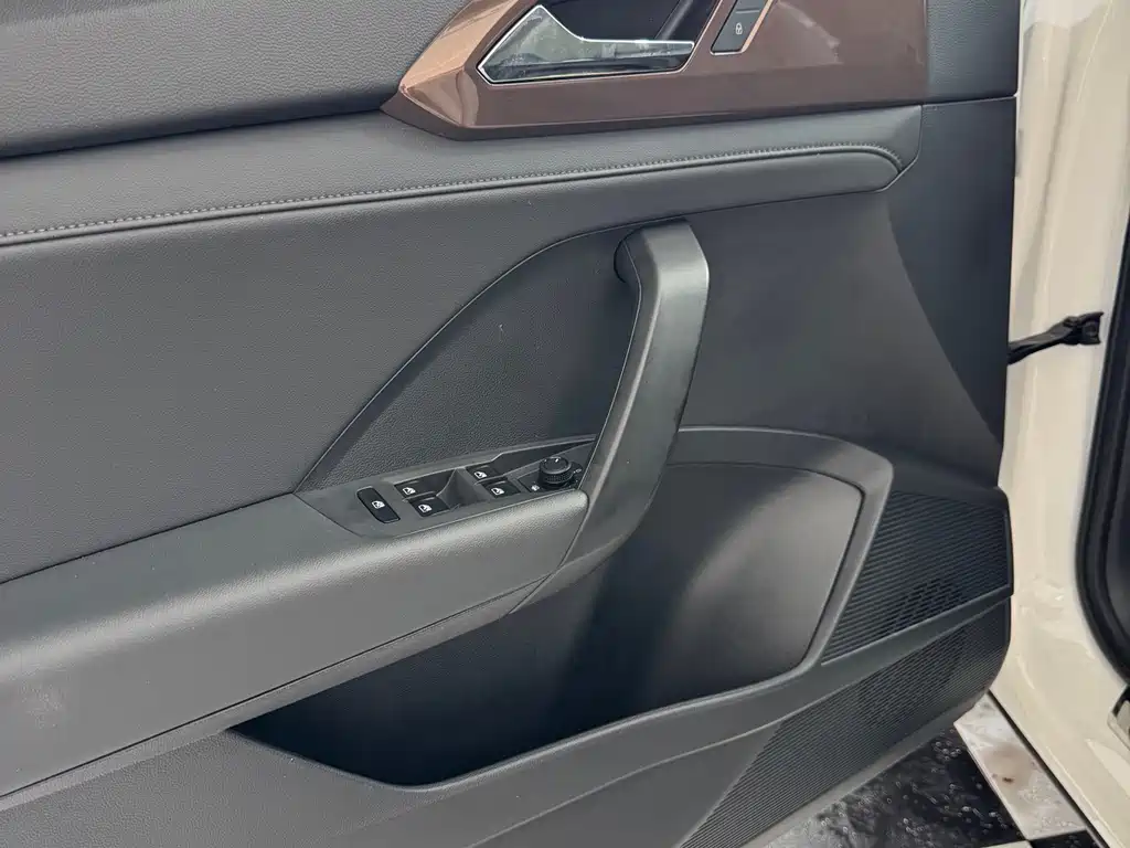 Volkswagen Tharu 2022