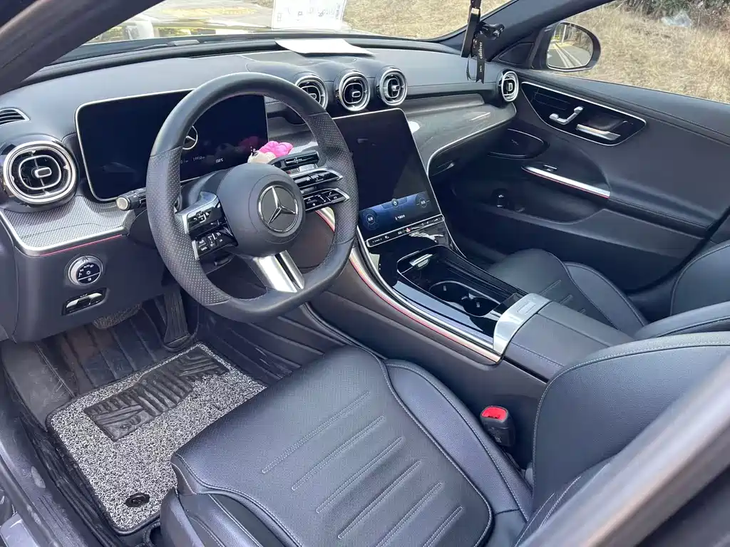 Mercedes-Benz C-Class 2022 — фото 8