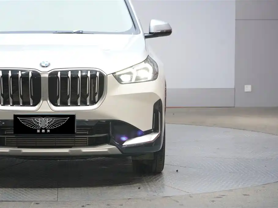 BMW X1 2024 — фото 3