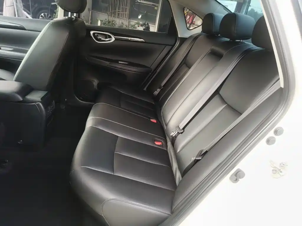 Nissan Sylphy 2023 — фото 17