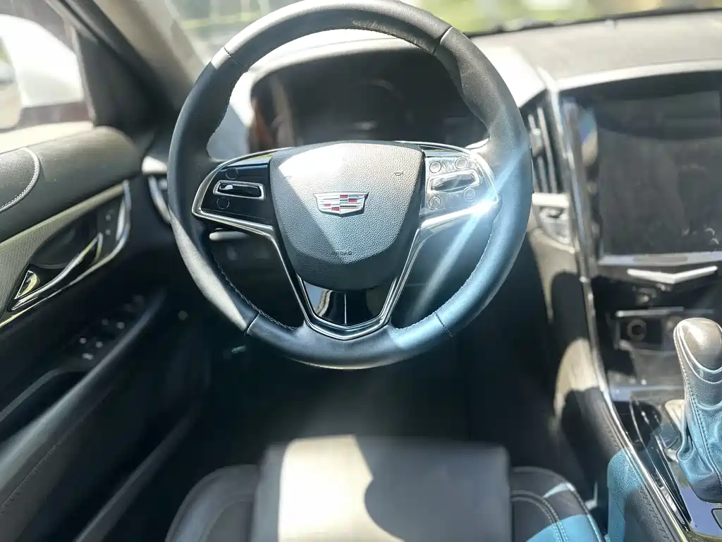 Cadillac ATS-L 2017 — фото 10