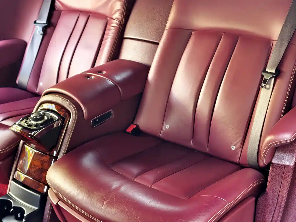Rolls-Royce Phantom 2013 — фото 12