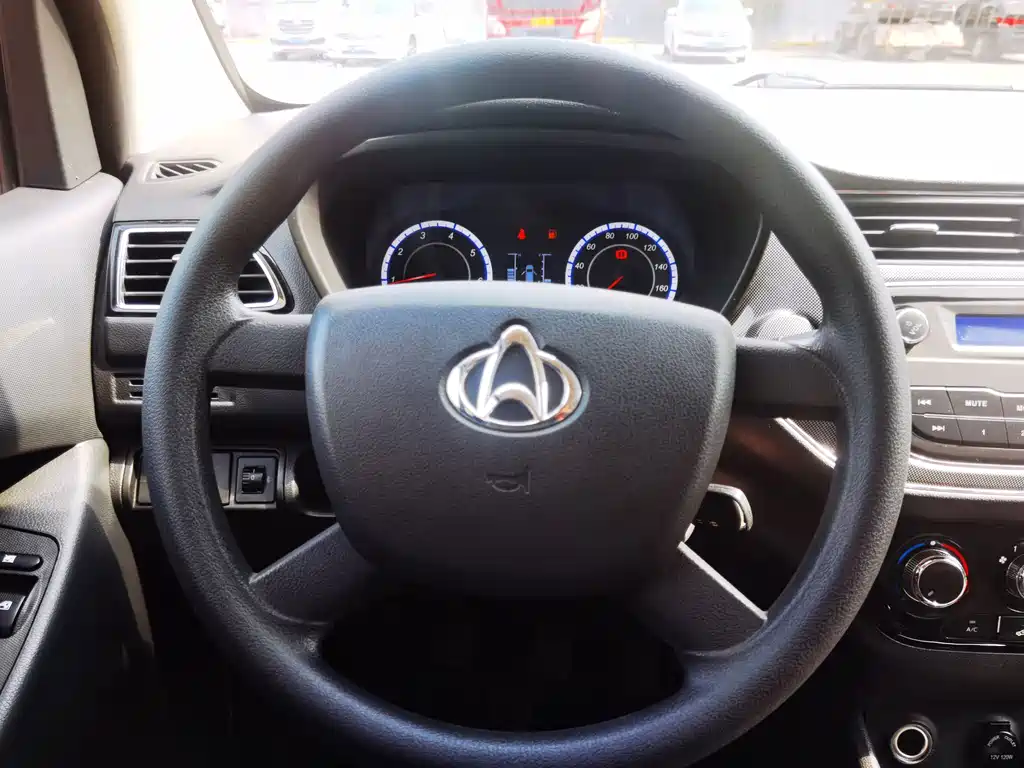 Changan Uno S 2018 — фото 11