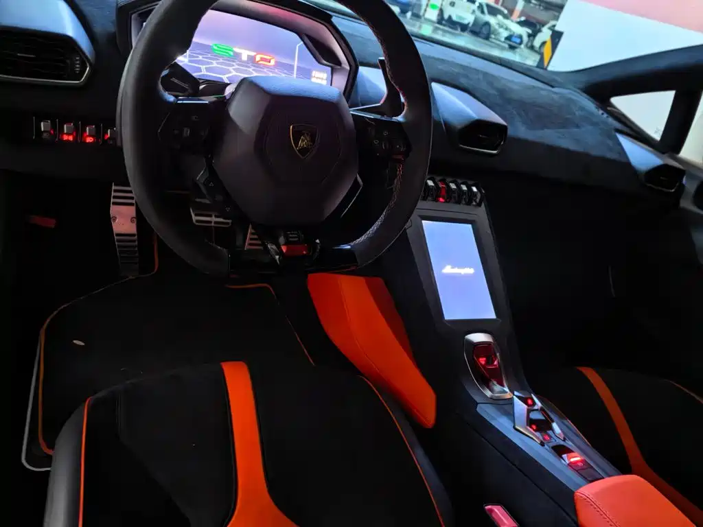 Lamborghini Huracan 2022 — фото 10