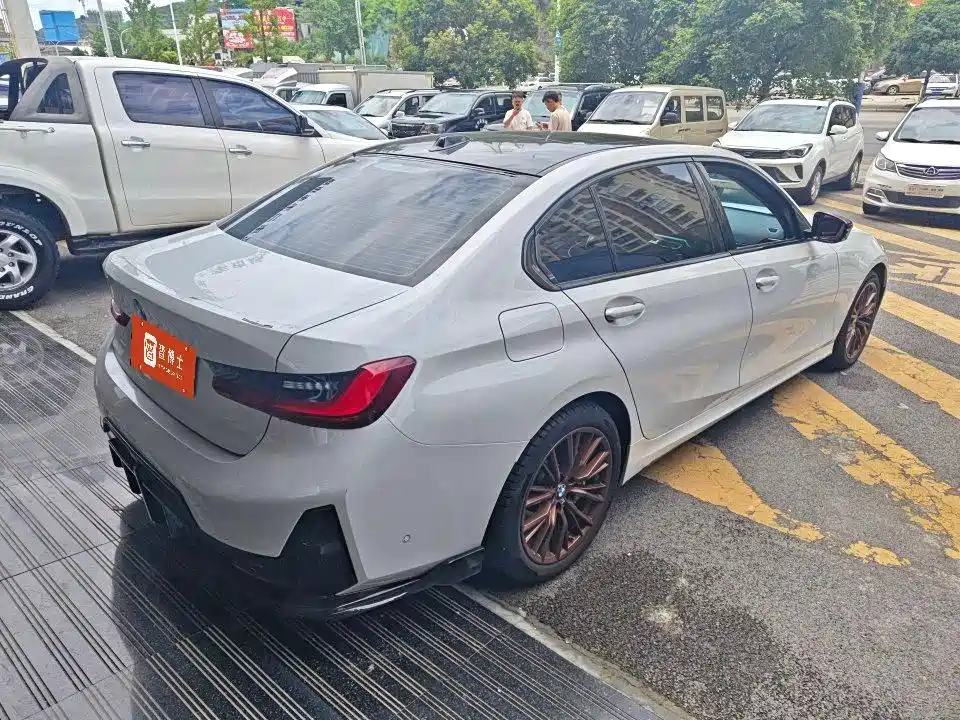 BMW 3 Series 2023