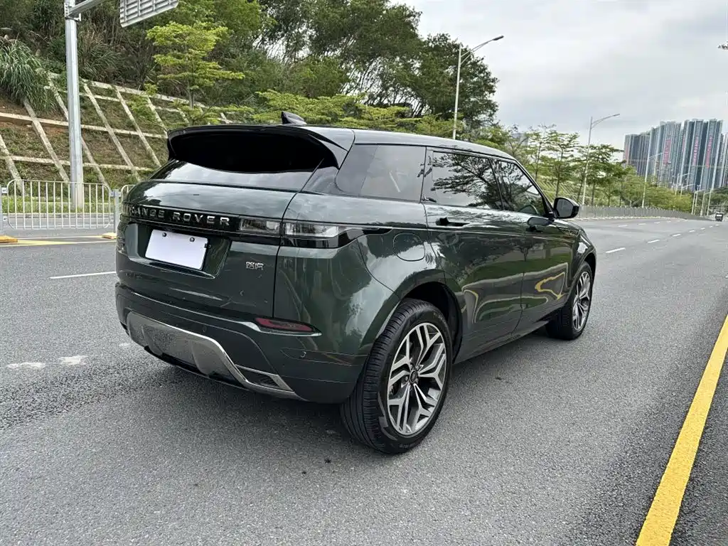 Land Rover Evoque 2024 — фото 6