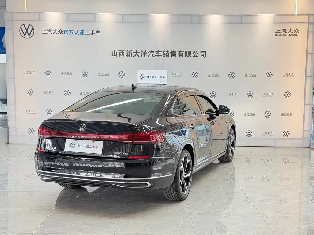 Volkswagen Passat 2023 — фото 2