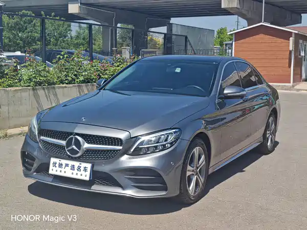 Mercedes-Benz C-Class 2019