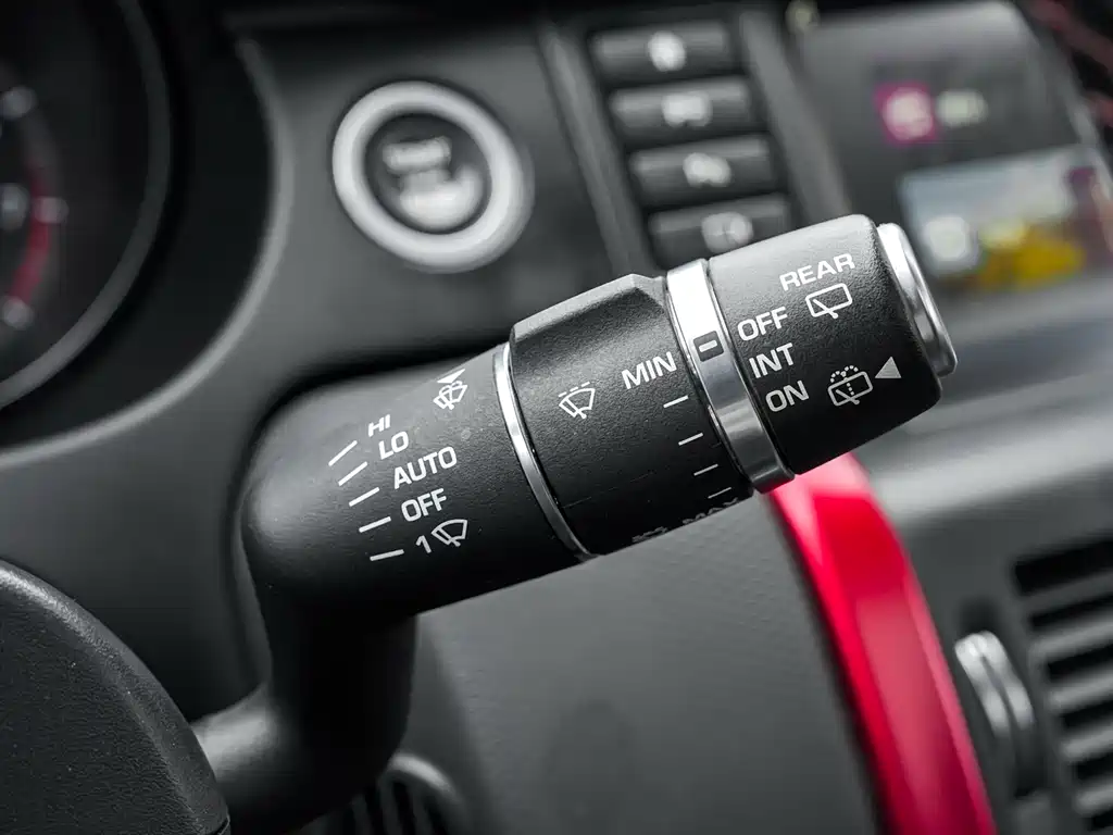 Land Rover Discovery Sport 2019 — фото 33