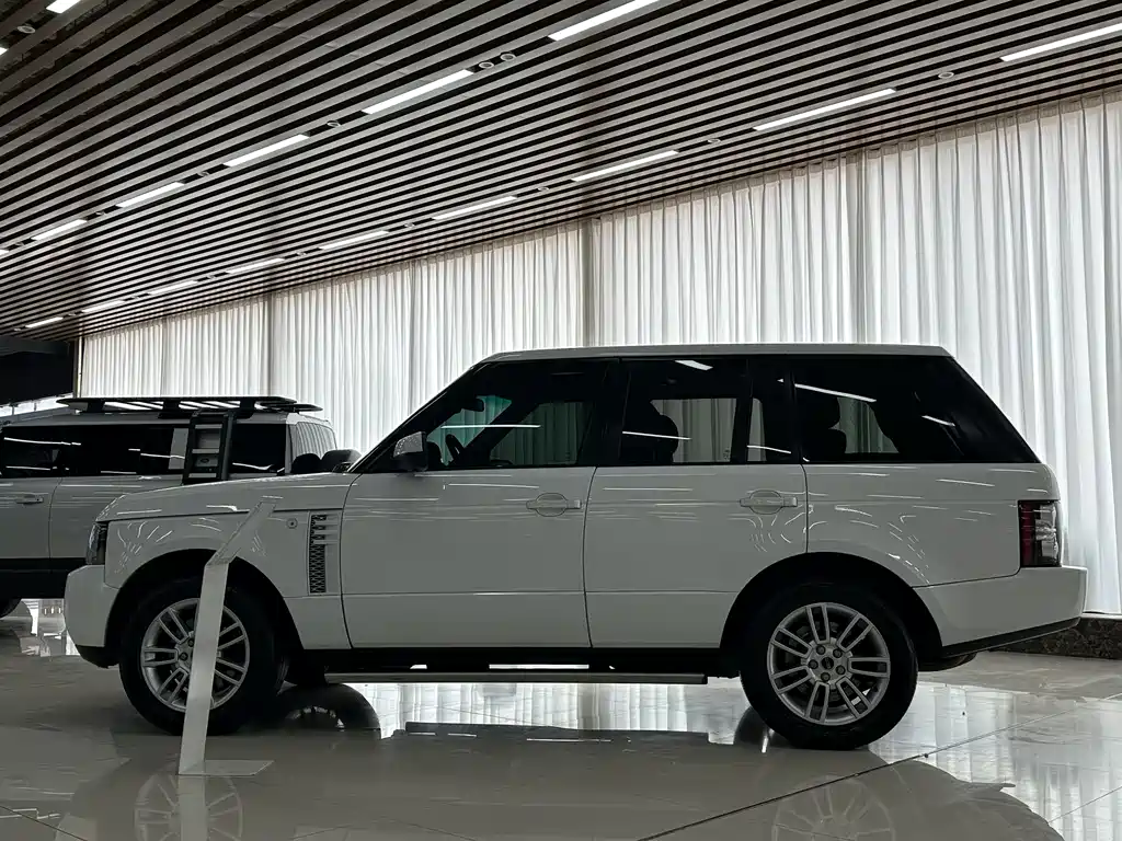 Land Rover Range Rover 2012 — фото 6