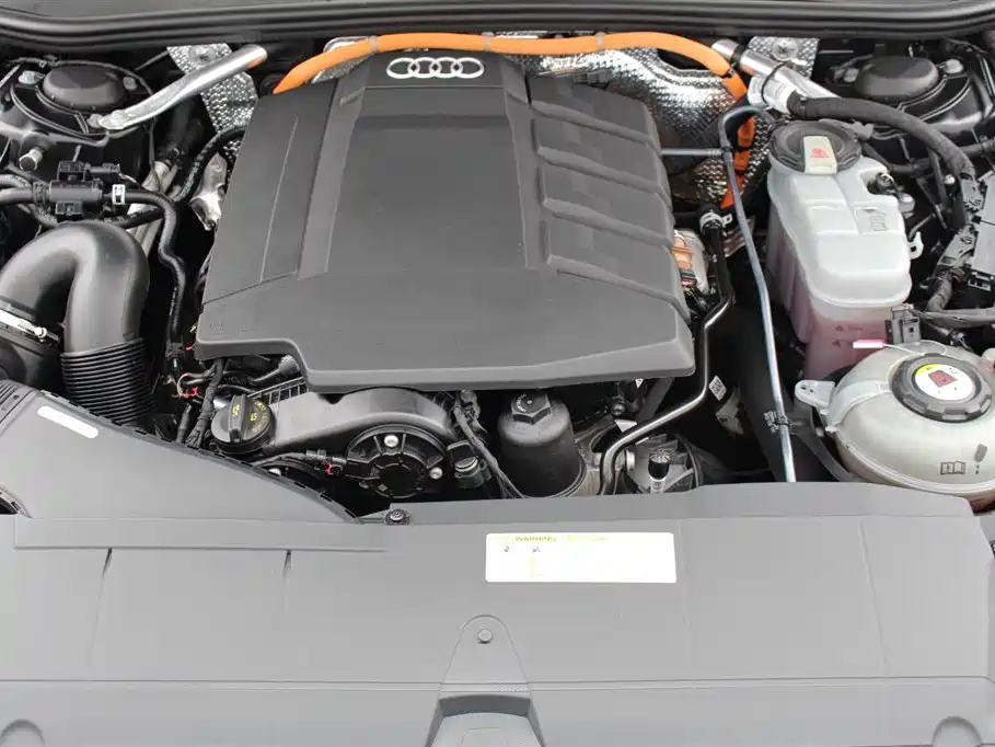 Audi A6L New Energy 2021 — фото 15